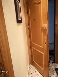 Colocamos cerrojos de seguridad ( segunda cerraduras ), Cerrajería Formentera del segura